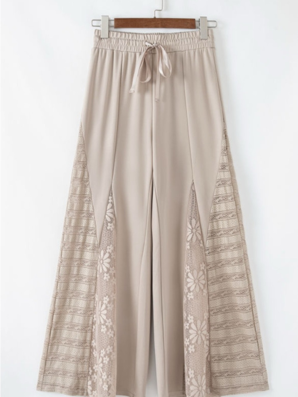 Wide-Leg Lace Insert Pants - Picture 11 of 14